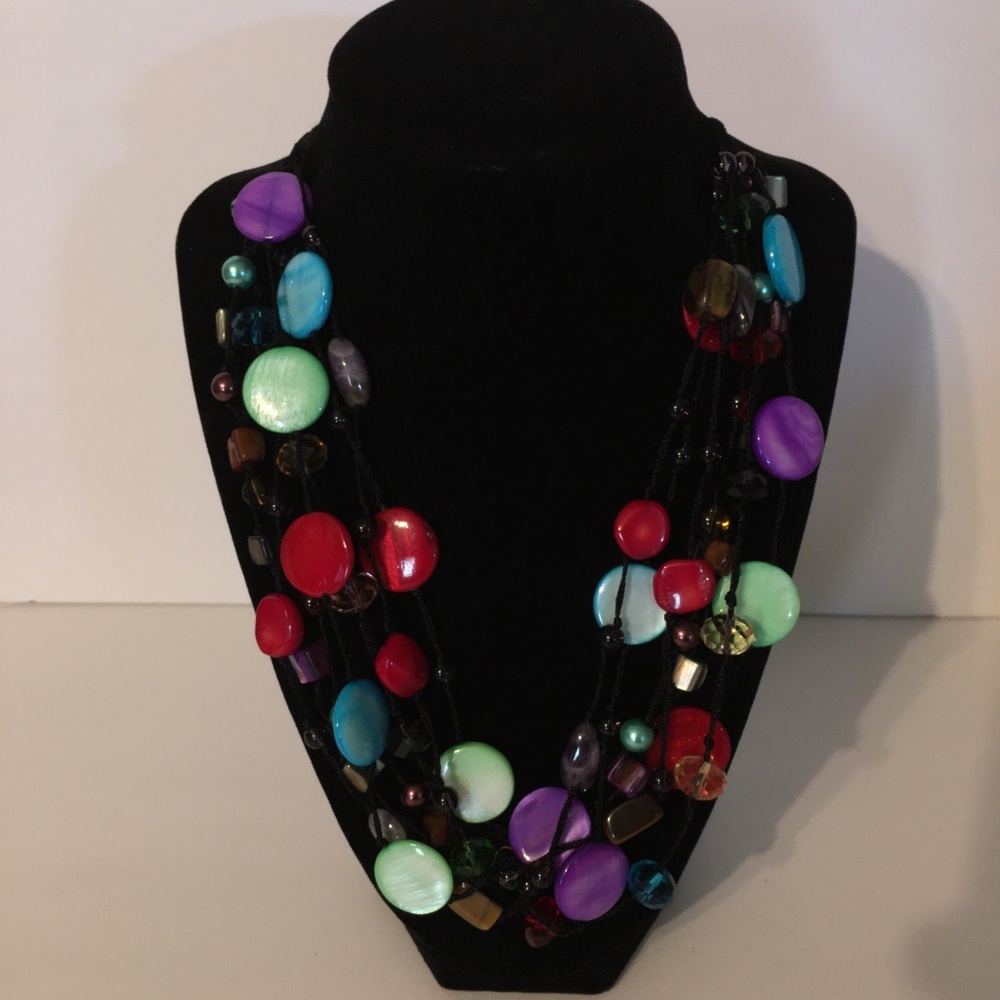 Seven strands of multicolored necklace
